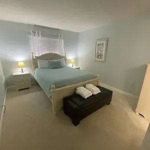Seaside Sanctuary - Private Access, 3 Pools Apartment